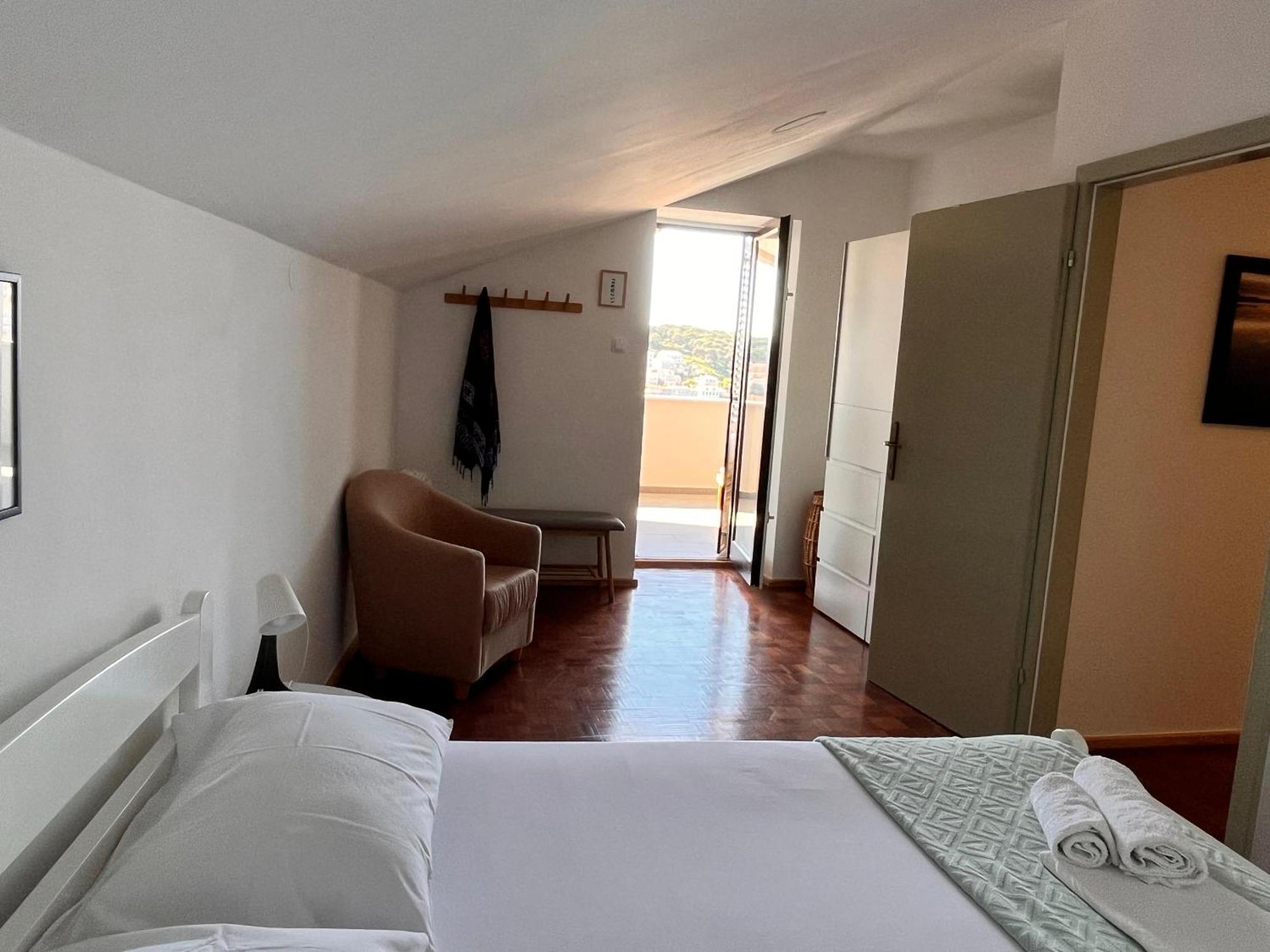 Apartment Oscar Mali Losinj Exterior photo